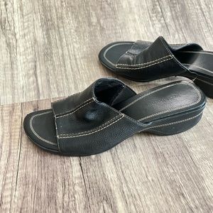 Liz Claiborne slide sandals